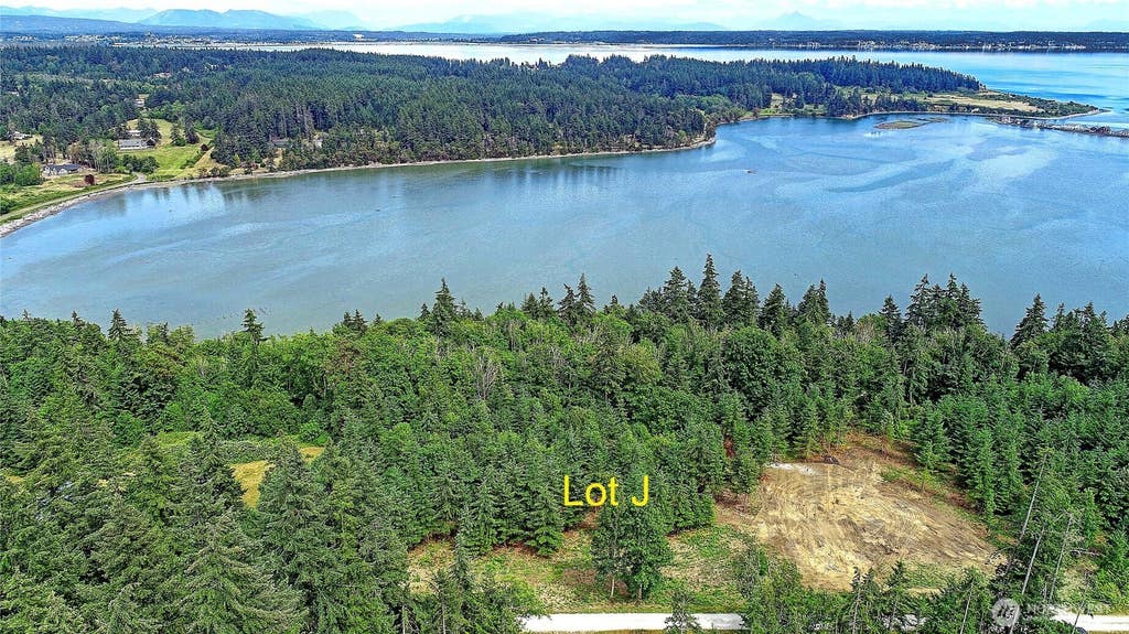 Photo of 1 J Triangle Cove Lane, Camano Island, WA 98282 (MLS # 2546394)