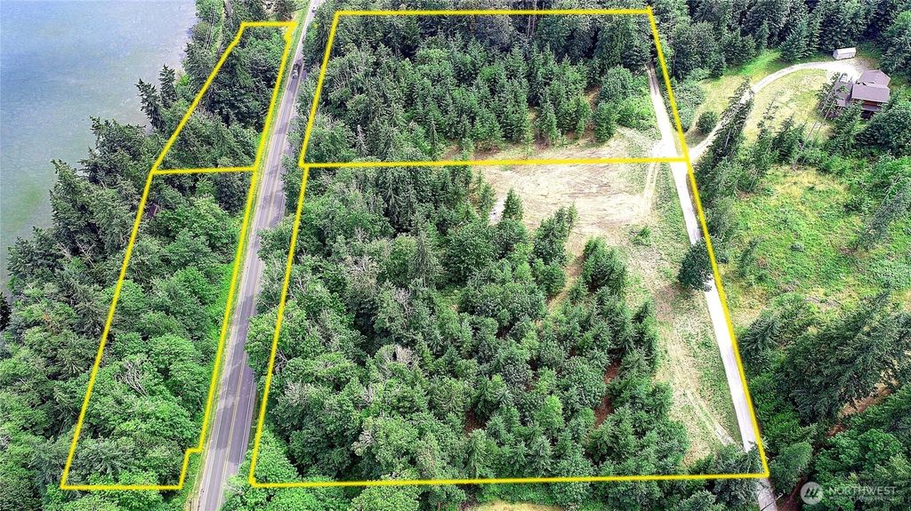 Photo of 1 J Triangle Cove Lane, Camano Island, WA 98282 (MLS # 2546394)