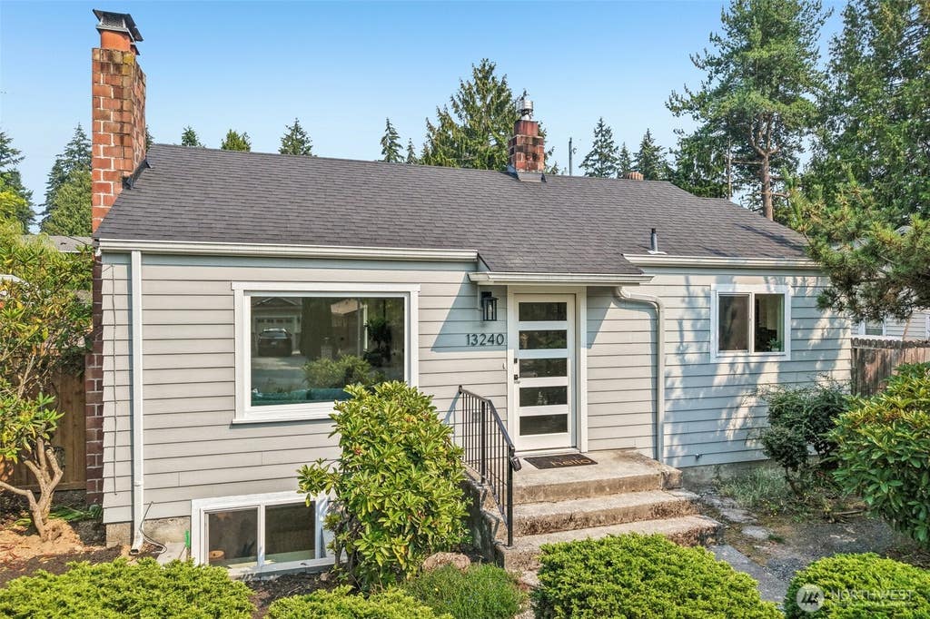 Photo of 13240 3rd Avenue NW, Seattle, WA 98177 (MLS # 2565224)