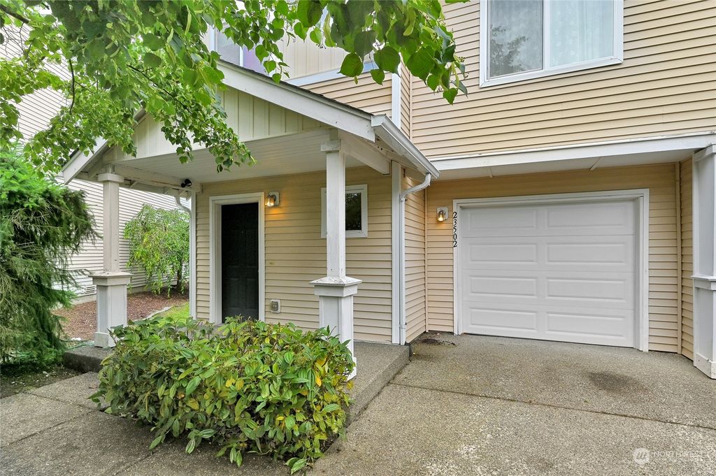 Photo of 23502 NE 111th Street, Redmond, WA 98053 (MLS # 2134187)