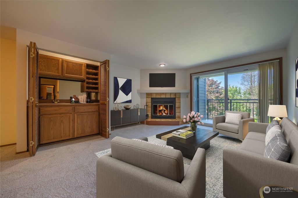 Photo of 150 NE 95th Street #304, Seattle, WA 98115 (MLS # 2256886)