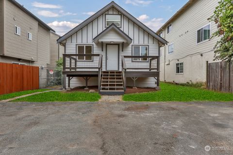 10325 Midvale Avenue N Seattle WA 98133