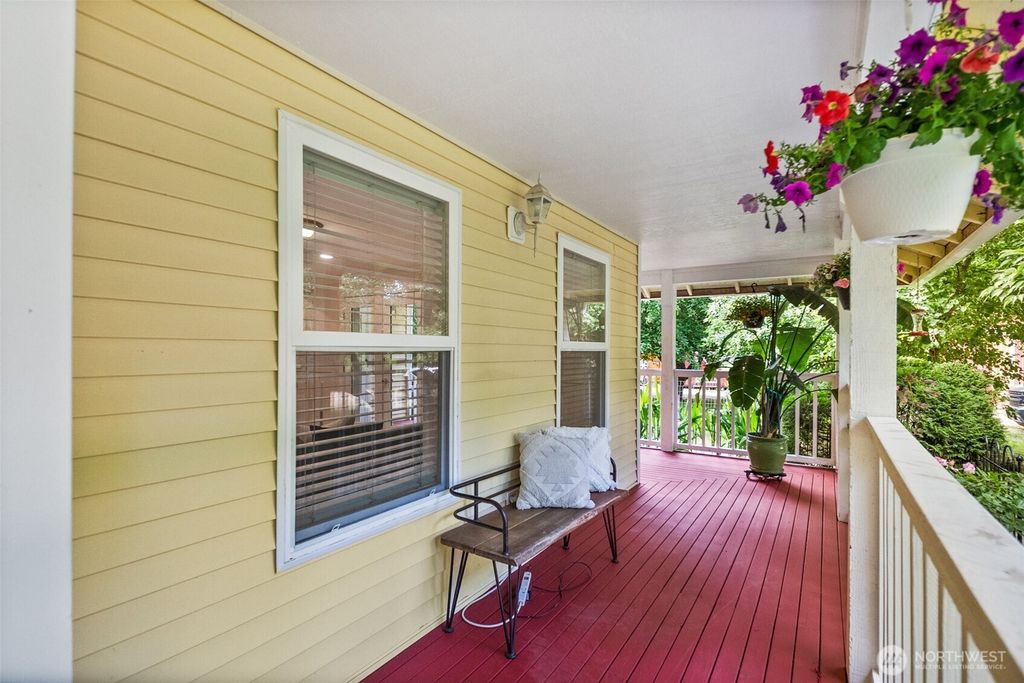Photo of 30427 204th Avenue SE, Kent, WA 98042 (MLS # 2412179)