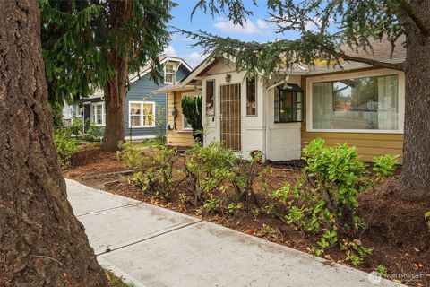 1067 E 34th Street Tacoma WA 98404