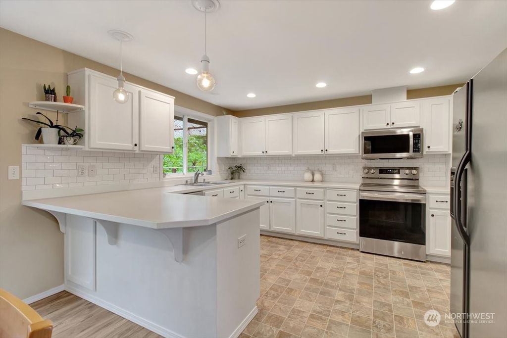 Photo of 326 135th Avenue SE, Snohomish, WA 98290 (MLS # 2241643)