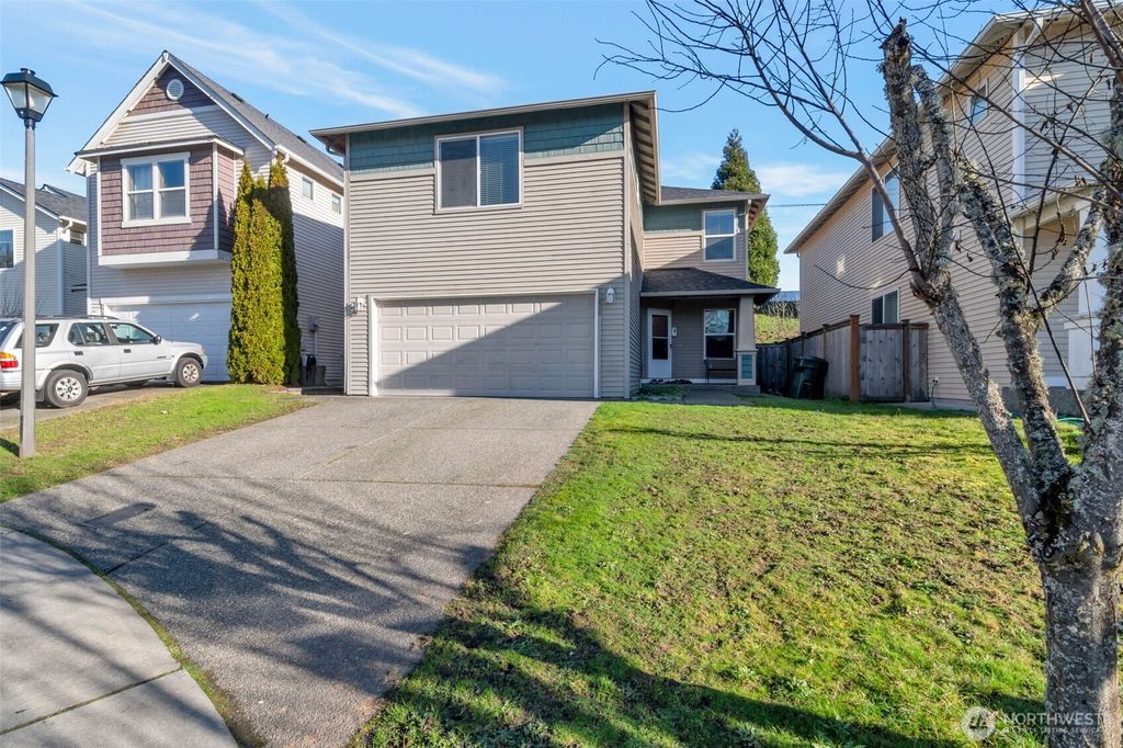 Photo of 22686 129th Place SE, Kent, WA 98031 (MLS # 2470988)