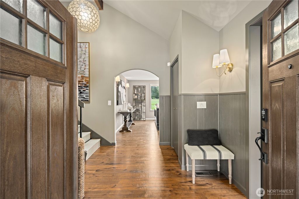 Photo of 1824 180th Avenue NE, Bellevue, WA 98008 (MLS # 2517354)