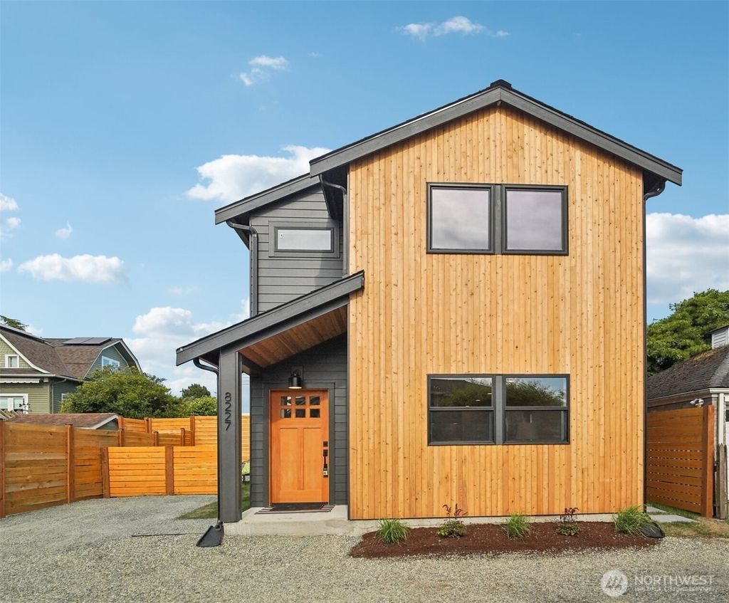 Photo of 8227 Latona Avenue NE, Seattle, WA 98115 (MLS # 2438351)