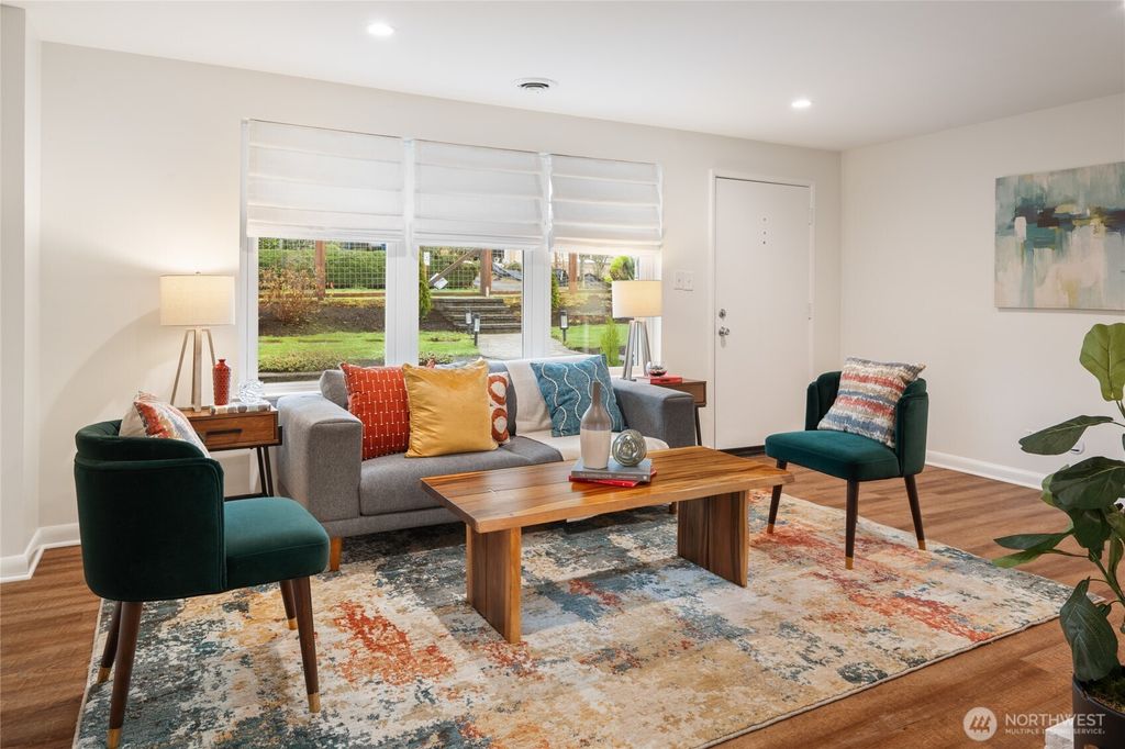 Photo of 9808 Linden Avenue N, Seattle, WA 98103 (MLS # 2490478)