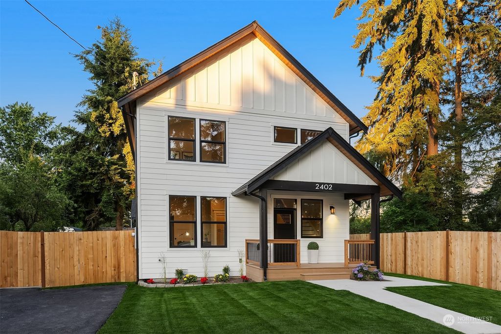 Photo of 2402 124th Street SE, Everett, WA 98208 (MLS # 2033442)