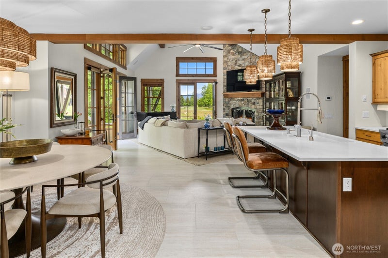 130 Saddle Ridge Loop