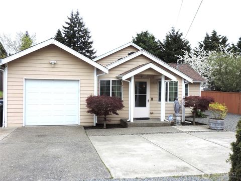 Photo of 11426 15th Avenue SW, Seattle, WA 98146 (MLS # 2506503)