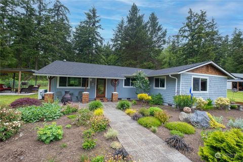 A home in Oak Harbor