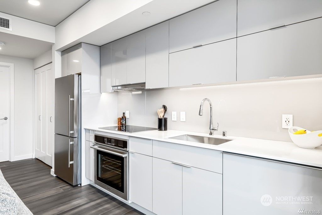 Photo of 450 S Main Street #808, Seattle, WA 98104 (MLS # 2032517)