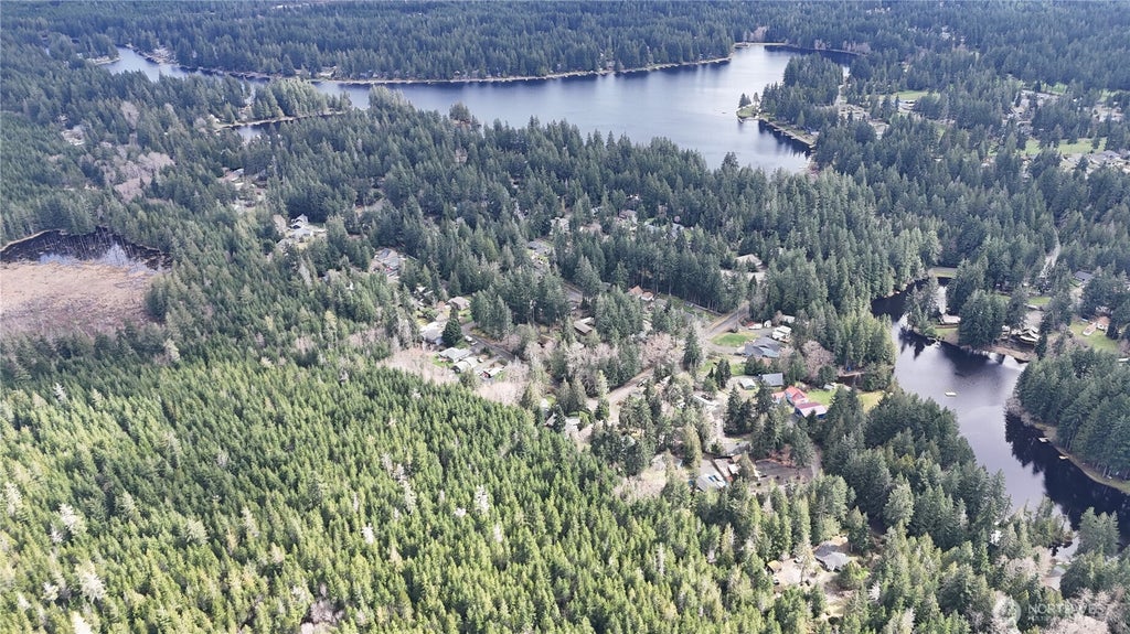 Photo of 321 E Ballycastle Way, Shelton, WA 98584 (MLS # 2586054)