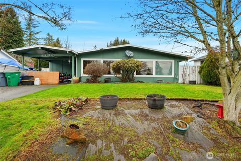 Photo of 4207 225th Street SW, Mountlake Terrace, WA 98043 (MLS # 2466298)