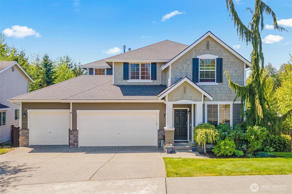 Photo of 6718 84th Drive NE, Marysville, WA 98270 (MLS # 2364573)
