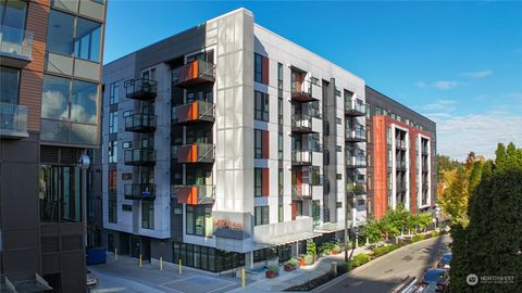 1085 103rd Avenue NE Unit 225, Bellevue, WA 98004 - MLS#: 2304829