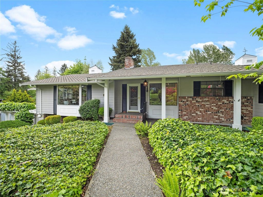 Photo of 43810 244th Avenue SE, Enumclaw, WA 98022 (MLS # 2523007)