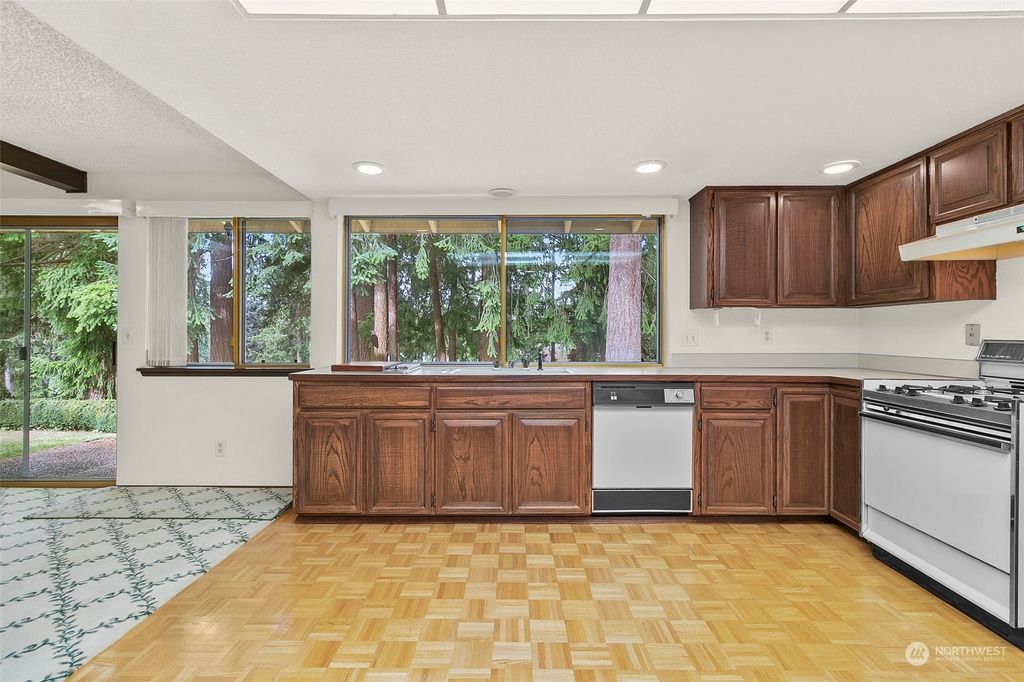 Photo of 3224 SW 325th Street, Federal Way, WA 98023 (MLS # 2306525)