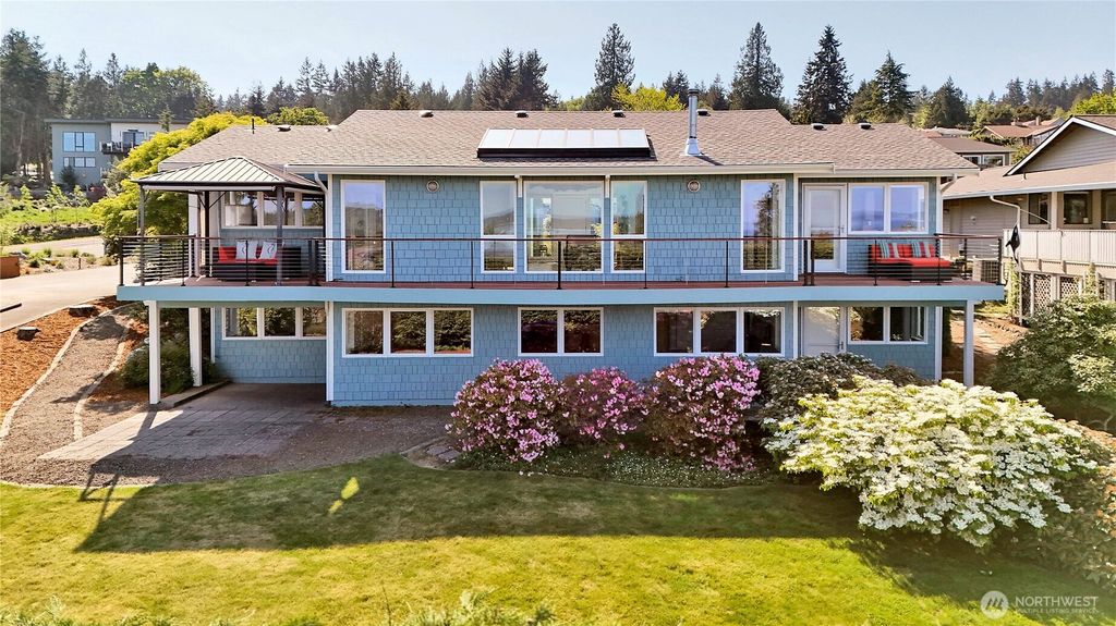 Photo of 30 Adventurer Lane, Port Ludlow, WA 98365 (MLS # 2511073)