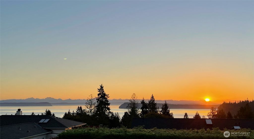 Photo of 30 Adventurer Lane, Port Ludlow, WA 98365 (MLS # 2511073)