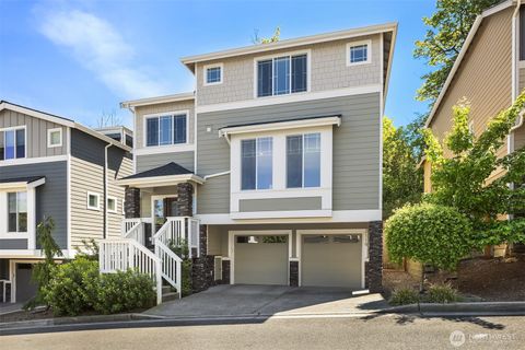Photo of 2119 NW Lynx Loop, Issaquah, WA 98027 (MLS # 2522360)