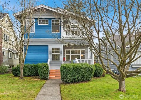 7532 9th Avenue NE Seattle WA 98115