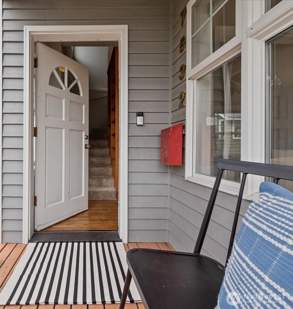 Photo of 7532 9th Avenue NE, Seattle, WA 98115 (MLS # 2478056)