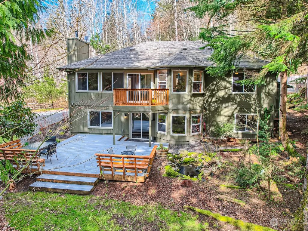 Photo of 14612 223rd Avenue NE, Woodinville, WA 98077 (MLS # 2046215)