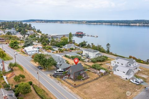 A home in Coupeville