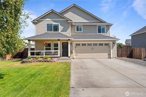Photo of 533 S Glenmoor Drive, Moses Lake, WA 98837 (MLS # 2404890)