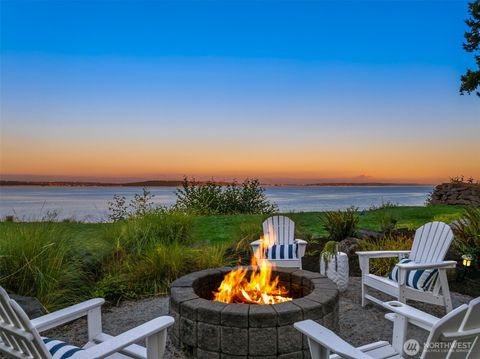 Photo of 10668 NE Manor Lane, Bainbridge Island, WA 98110 (MLS # 2399211)