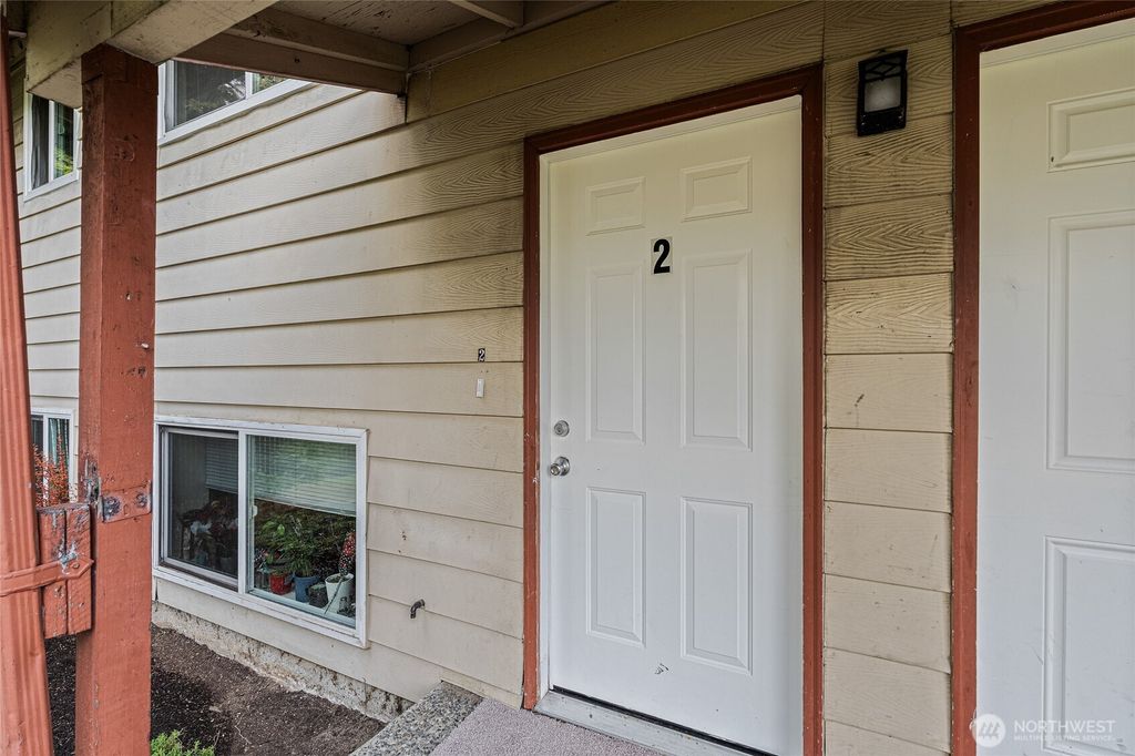 Photo of 6005 Pebble Place, Everett, WA 98203 (MLS # 2358376)