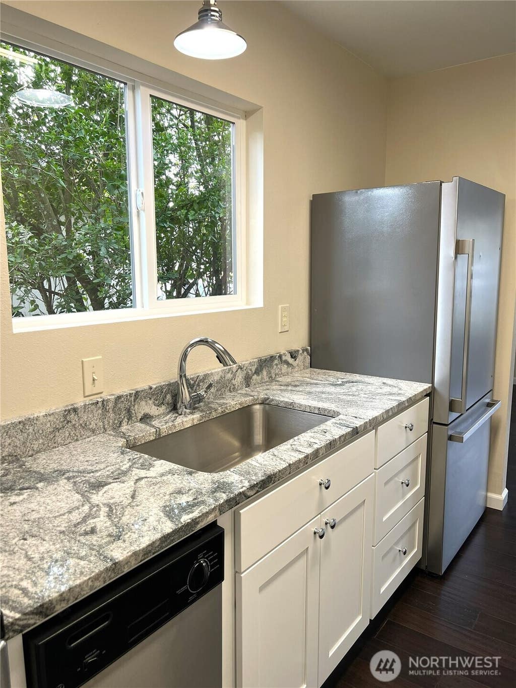Photo of 14721 Portland Avenue SW, Lakewood, WA 98499 (MLS # 2528650)