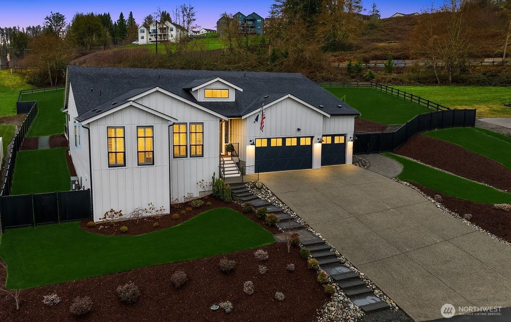 Photo of 15912 201st Place SE, Monroe, WA 98272 (MLS # 2491997)