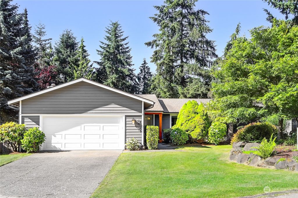 Photo of 6009 148th Court NE, Redmond, WA 98052 (MLS # 2224076)