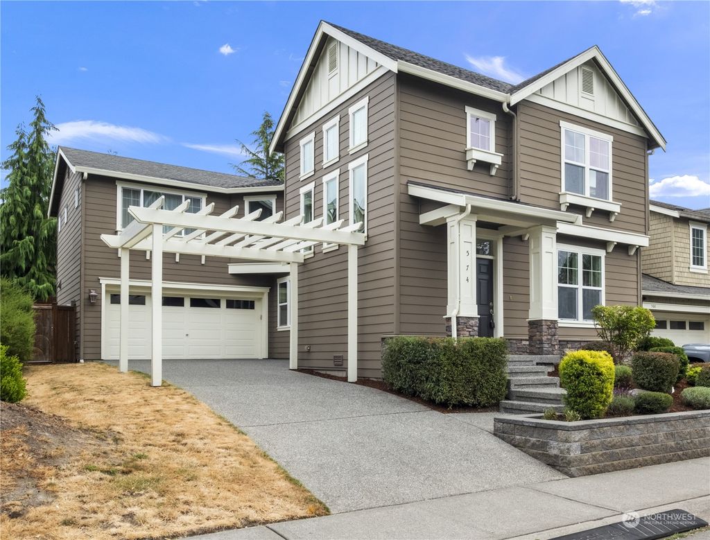 Photo of 574 Lyons Place NE, Renton, WA 98059 (MLS # 2262018)
