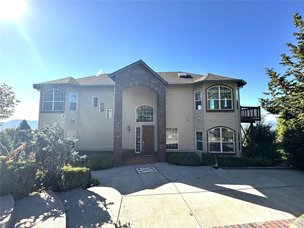 Photo of 444 Sommerset Road, Woodland, WA 98674 (MLS # 2583061)