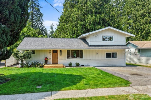 Photo of 20418 54th Avenue W, Lynnwood, WA 98036 (MLS # 2559365)