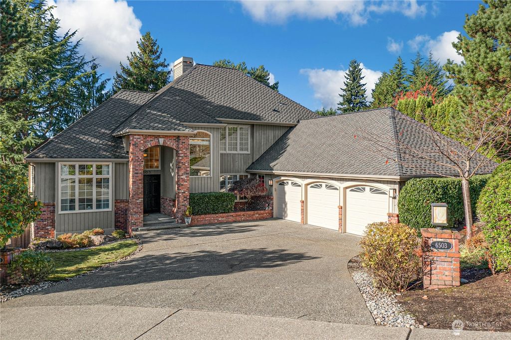 Photo of 6503 150th Place SE, Bellevue, WA 98006 (MLS # 2180709)