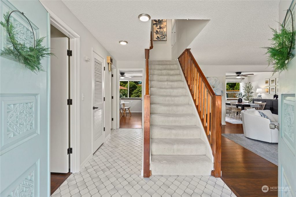 Photo of 3641 SW 318th Street, Federal Way, WA 98023 (MLS # 2259924)