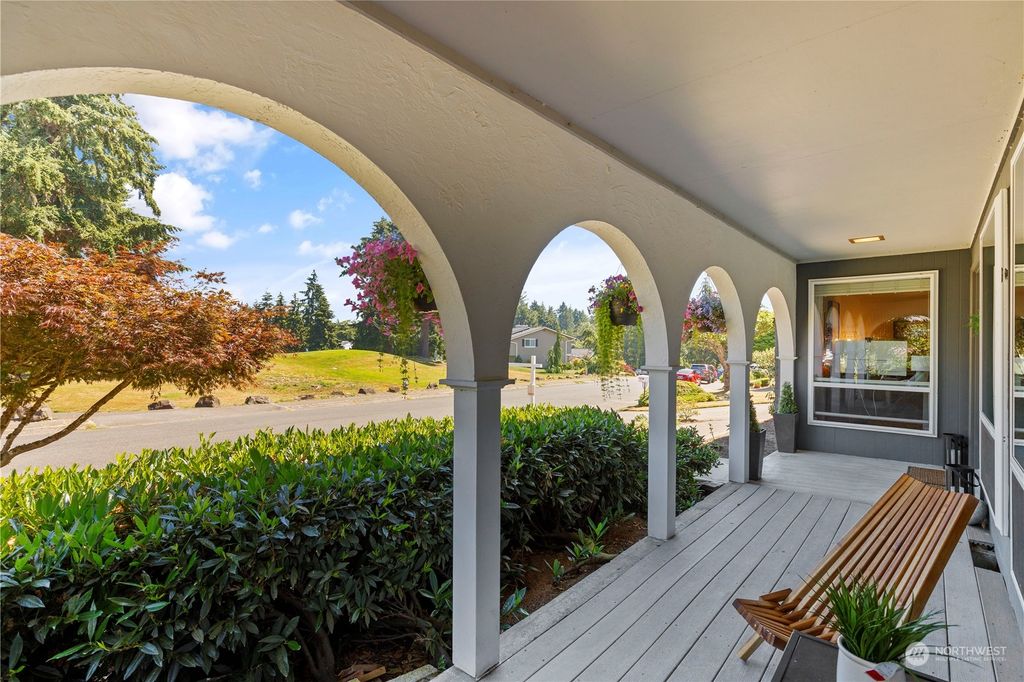 Photo of 3641 SW 318th Street, Federal Way, WA 98023 (MLS # 2259924)