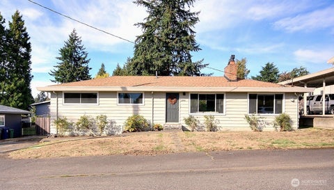 Photo of 2404 NE 22nd Street, Renton, WA 98056 (MLS # 2591862)