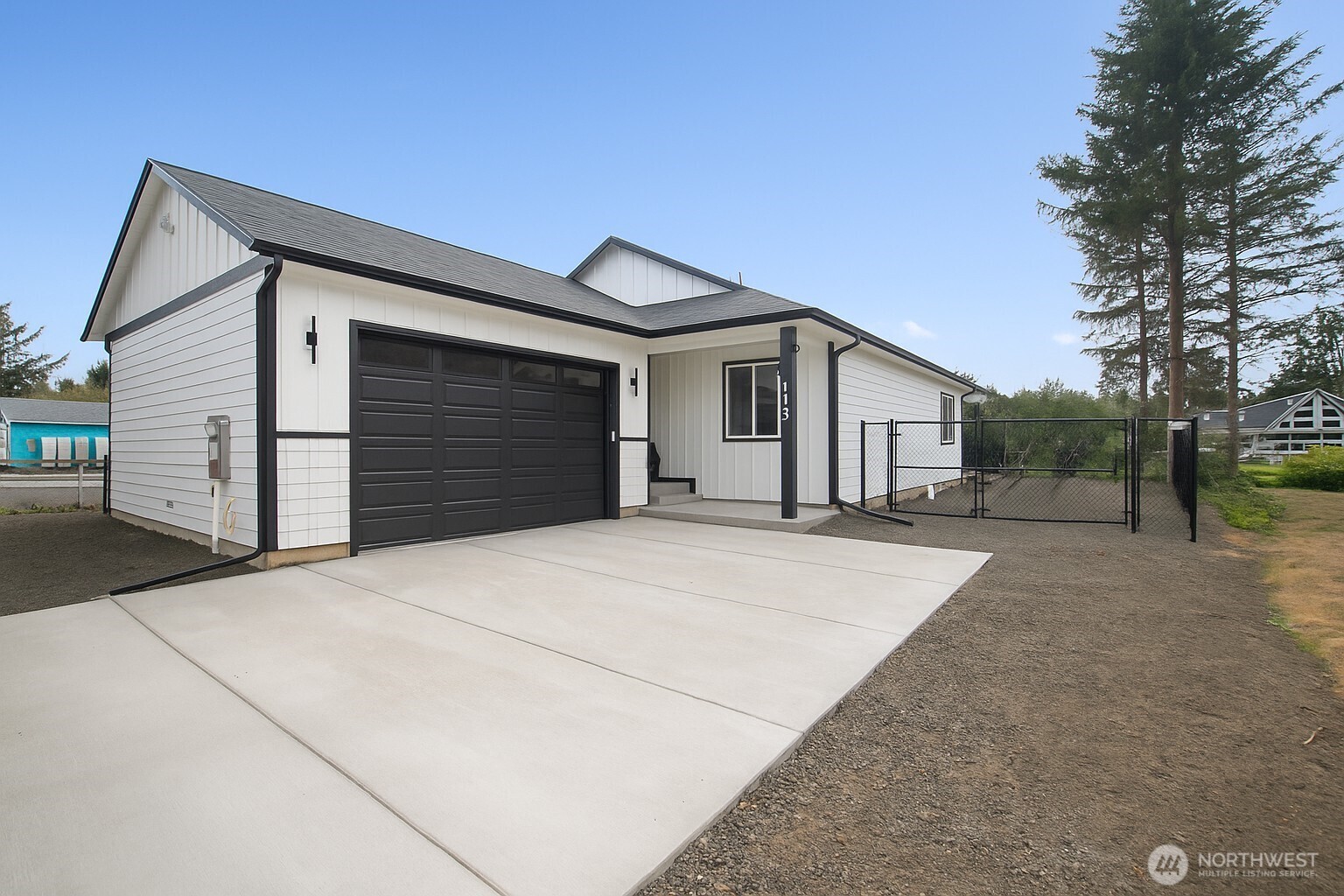 445 Canal Drive SE