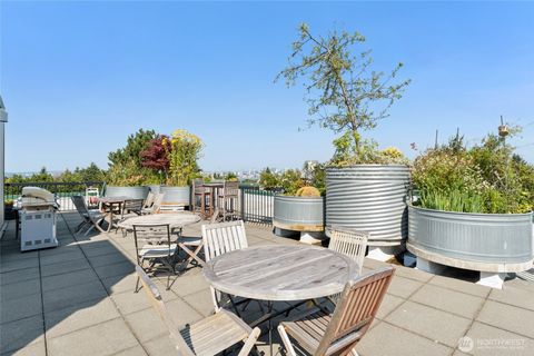 Photo of 2331 42nd Avenue SW #414, Seattle, WA 98116 (MLS # 2495583)