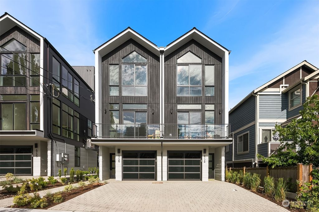 Photo of 6726 Alonzo Avenue NW, Seattle, WA 98117 (MLS # 2295748)