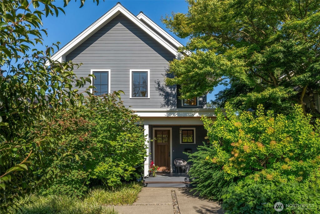 Photo of 2910 9th Avenue W, Seattle, WA 98119 (MLS # 2563320)
