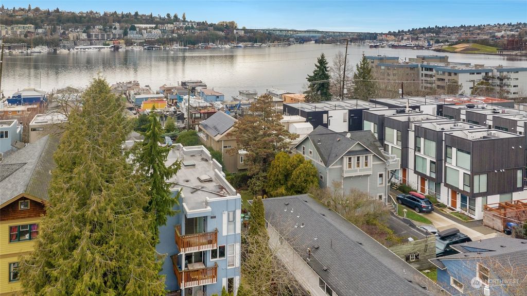 Photo of 2219 Minor Avenue E, Seattle, WA 98102 (MLS # 2193534)