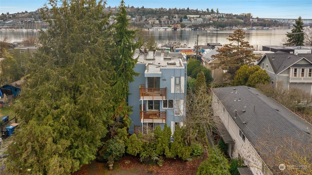 Photo of 2219 Minor Avenue E, Seattle, WA 98102 (MLS # 2193534)
